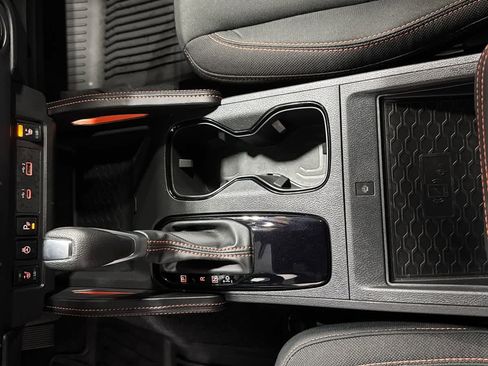 Used 2024 Nissan Frontier PRO-4X w/ Pro Convenience Package image 18