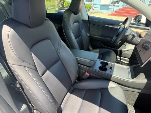 Used 2023 Tesla Model 3 Standard Range RWD image 27