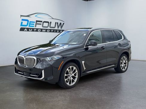 Certified 2025 BMW X5 xDrive40i w/ Climate Comfort Package image 7
