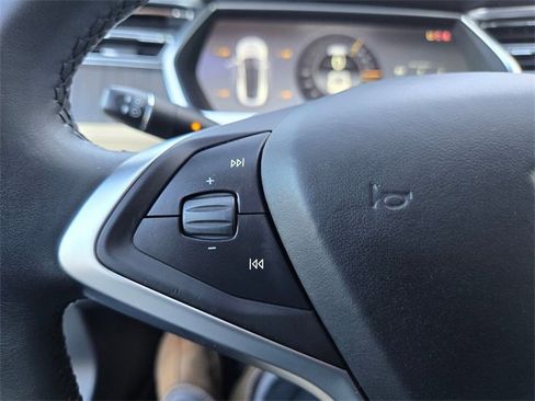 Used 2013 Tesla Model S image 31