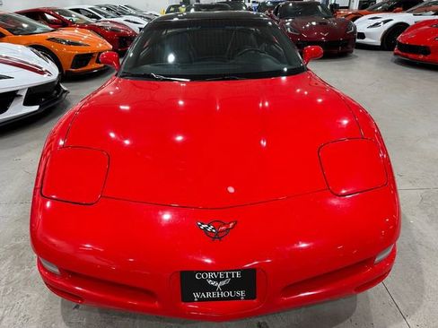 Used 1998 Chevrolet Corvette Coupe w/ Memory Pkg image 7