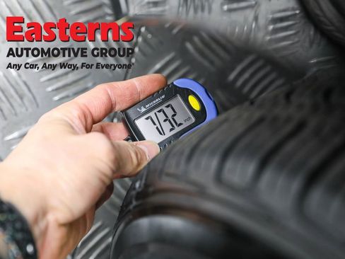 Used 2024 Nissan Altima 2.5 SV image 28