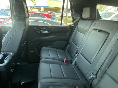 Used 2023 Chevrolet Tahoe LT w/ Luxury Package AWD/4WD image 9
