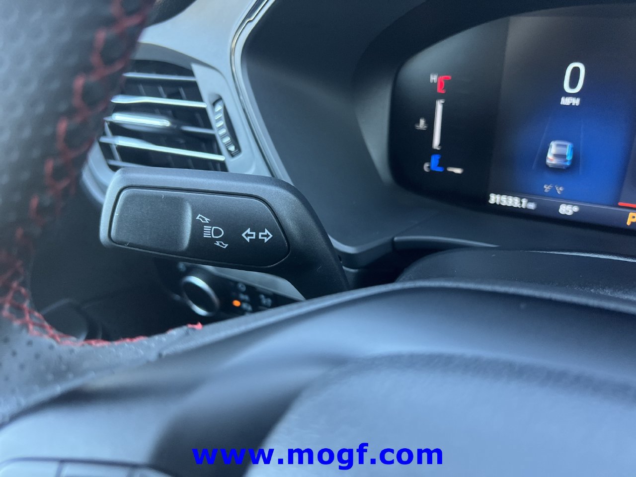 Certified 2025 Ford Escape ST-Line FWD image 10