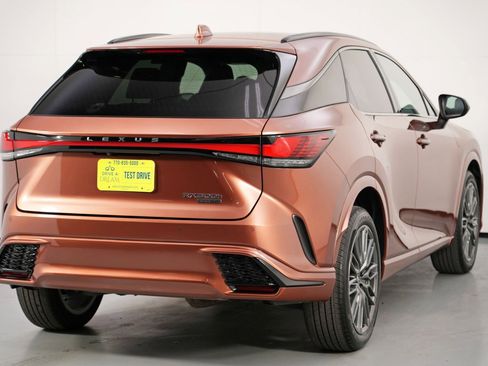 Used 2023 Lexus RX 500h F Sport image 56