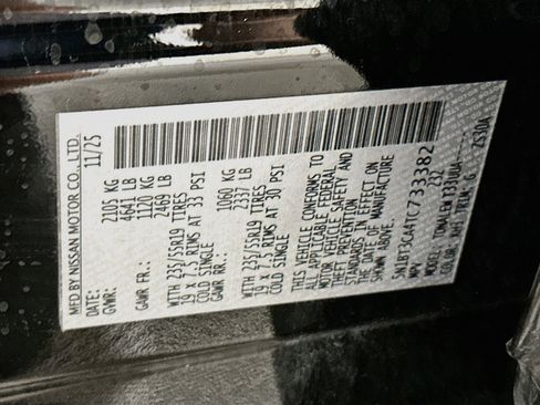 Used 2026 Nissan Rogue SL FWD image 12