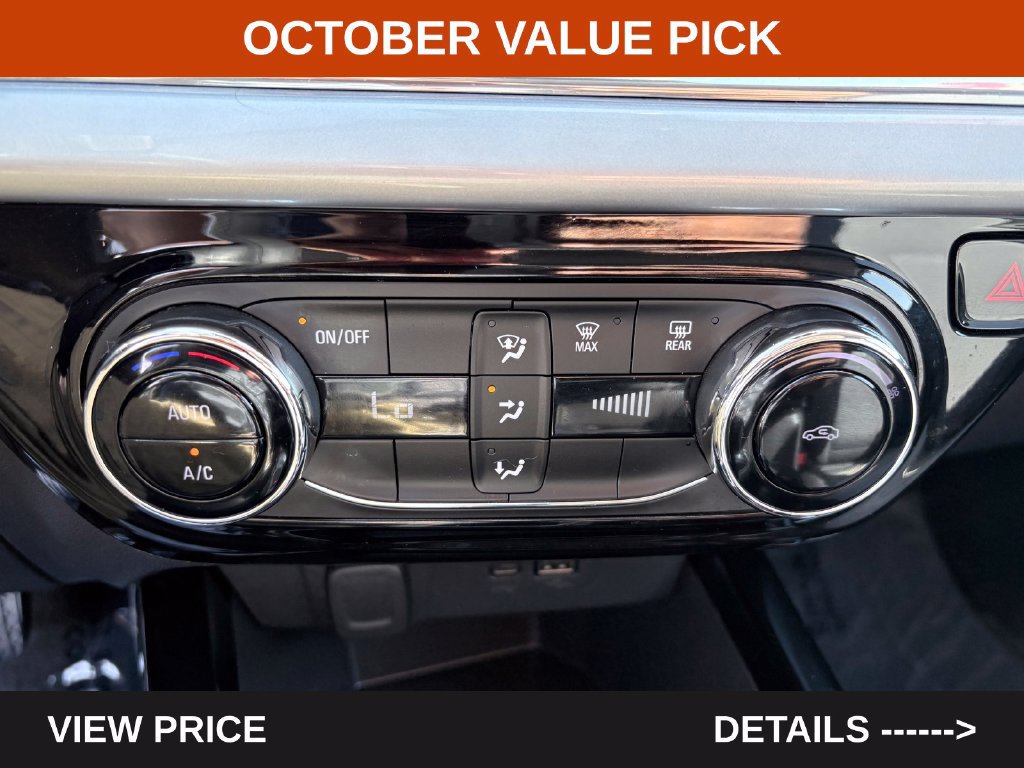 Used 2025 Chevrolet Trax LT FWD image 19
