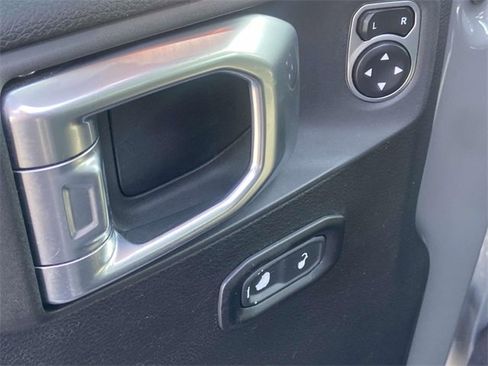 Used 2020 Jeep Gladiator Sport w/ Quick Order Package 24S image 13