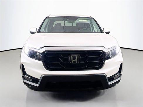 Used 2023 Honda Ridgeline RTL-E image 2