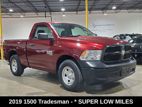 Used 2019 RAM 1500 Tradesman RWD image 3