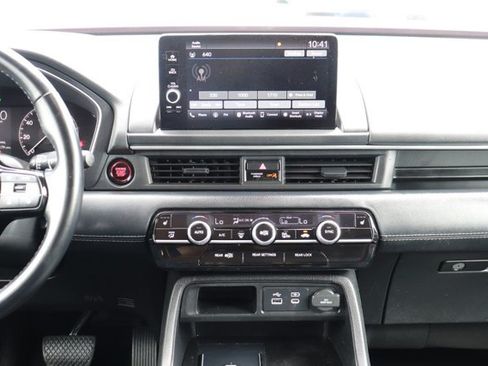 Used 2025 Honda Pilot EX-L image 18