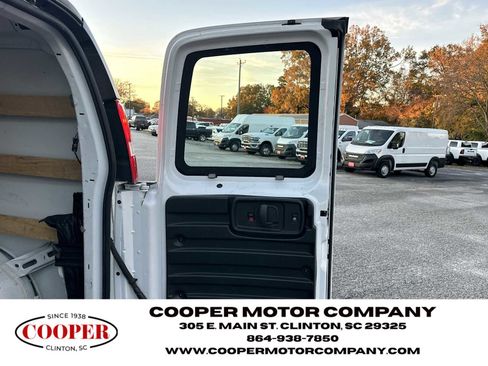 Used 2023 Chevrolet Express 2500 w/ Driver Convenience Package image 25
