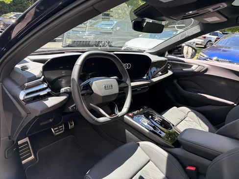 Used 2025 Audi S5 Premium Plus w/ Premium Plus Package AWD/4WD image 5