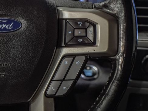 Used 2022 Ford F350 Lariat w/ Lariat Ultimate Package AWD/4WD image 18