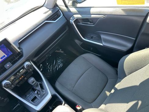 Used 2024 Toyota RAV4 LE image 20