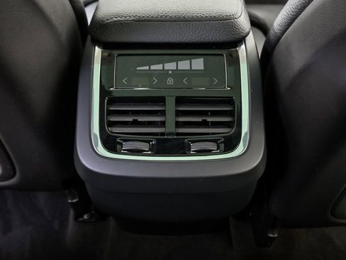 Used 2019 Volvo XC60 T5 Inscription w/ Protection Package Premier image 20