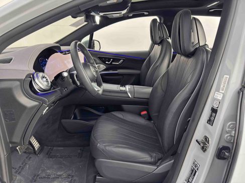 Used 2023 Mercedes-Benz EQS 580 4MATIC SUV image 16