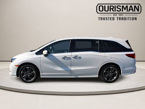 Used 2023 Honda Odyssey Elite image 6