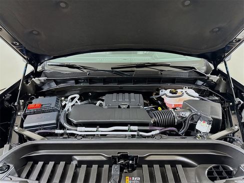 Used 2025 GMC Sierra 1500 Elevation image 28