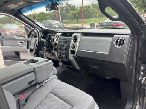 Used 2011 Ford F150 XLT w/ XLT Chrome Pkg image 19