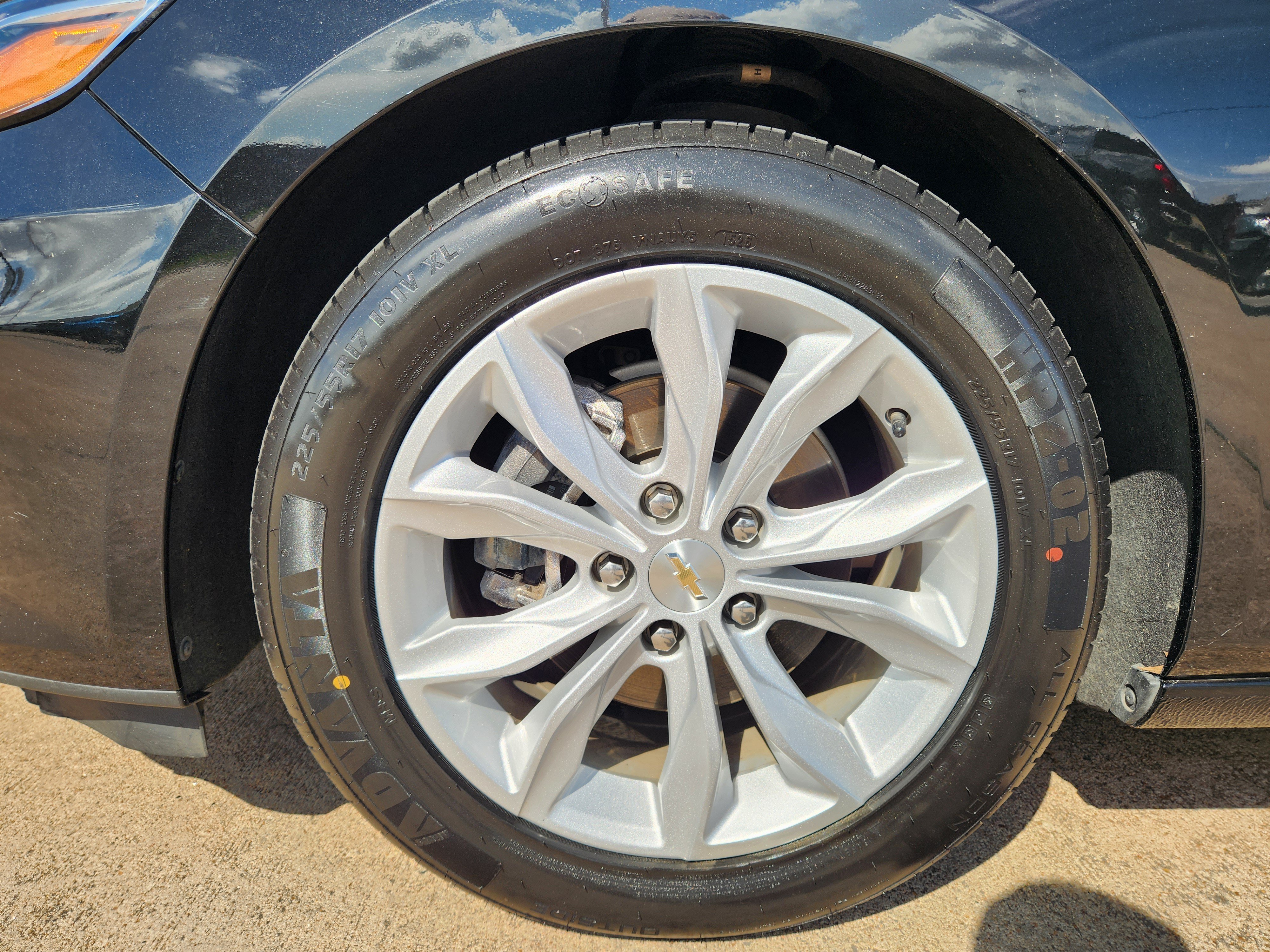 Certified 2025 Chevrolet Malibu LT FWD image 11