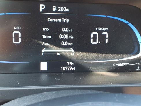 Certified 2025 Hyundai Elantra Sport FWD image 32