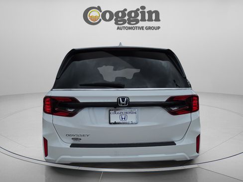 New 2026 Honda Odyssey EX-L image 4