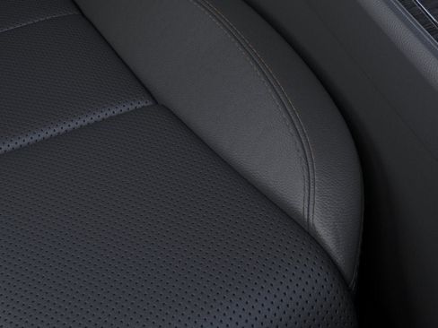 New 2026 Lincoln Aviator AWD w/ Jet Appearance Package image 16