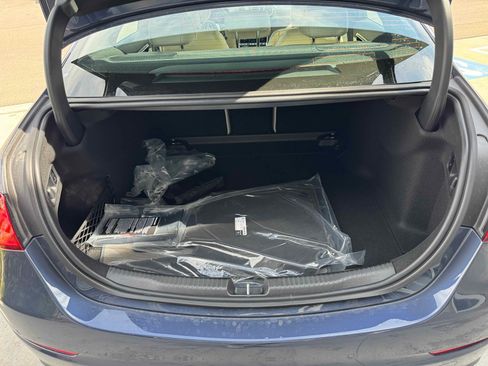 New 2025 Mercedes-Benz C 300 4MATIC Sedan image 28