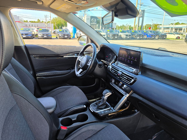 Used 2023 Kia Seltos S w/ Navigation Package AWD/4WD image 12