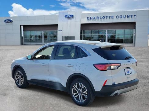 Certified 2022 Ford Escape SEL image 3