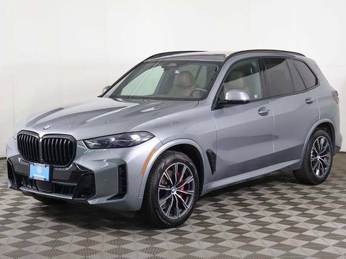 Used 2025 BMW X5 xDrive40i w/ Premium Essential Package AWD/4WD image 12