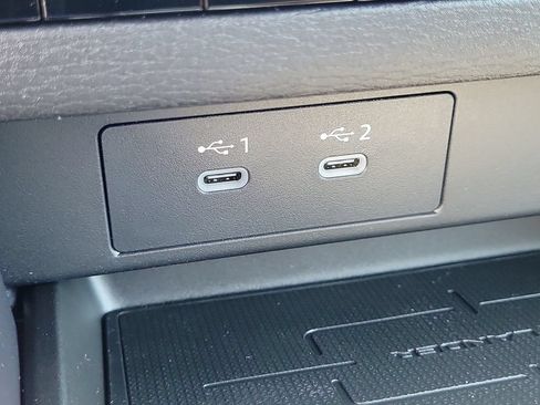 New 2026 Mitsubishi Outlander LE FWD image 24