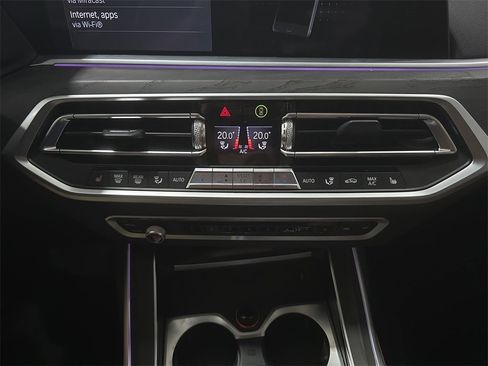 Used 2019 BMW X7 xDrive40i w/ Premium Package image 23