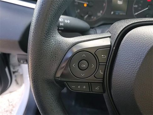 Used 2023 Toyota Corolla LE image 14