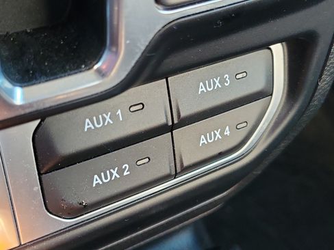 Used 2019 Jeep Wrangler Unlimited Rubicon AWD/4WD image 29