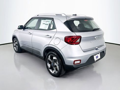 New 2026 Hyundai Venue SEL image 7