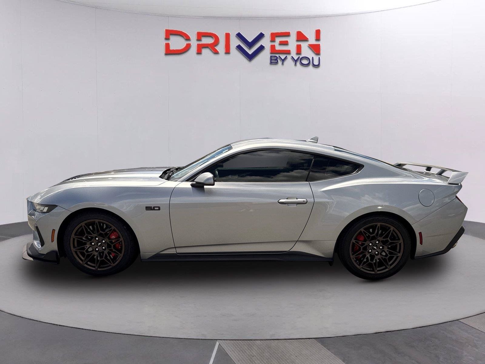 Used 2024 Ford Mustang GT Premium w/ GT Performance Package RWD image 7