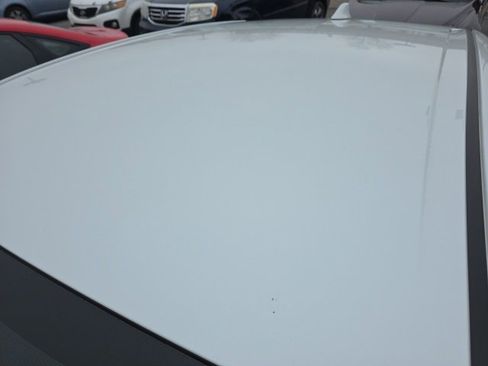 Used 2021 Toyota Prius L Eco image 8