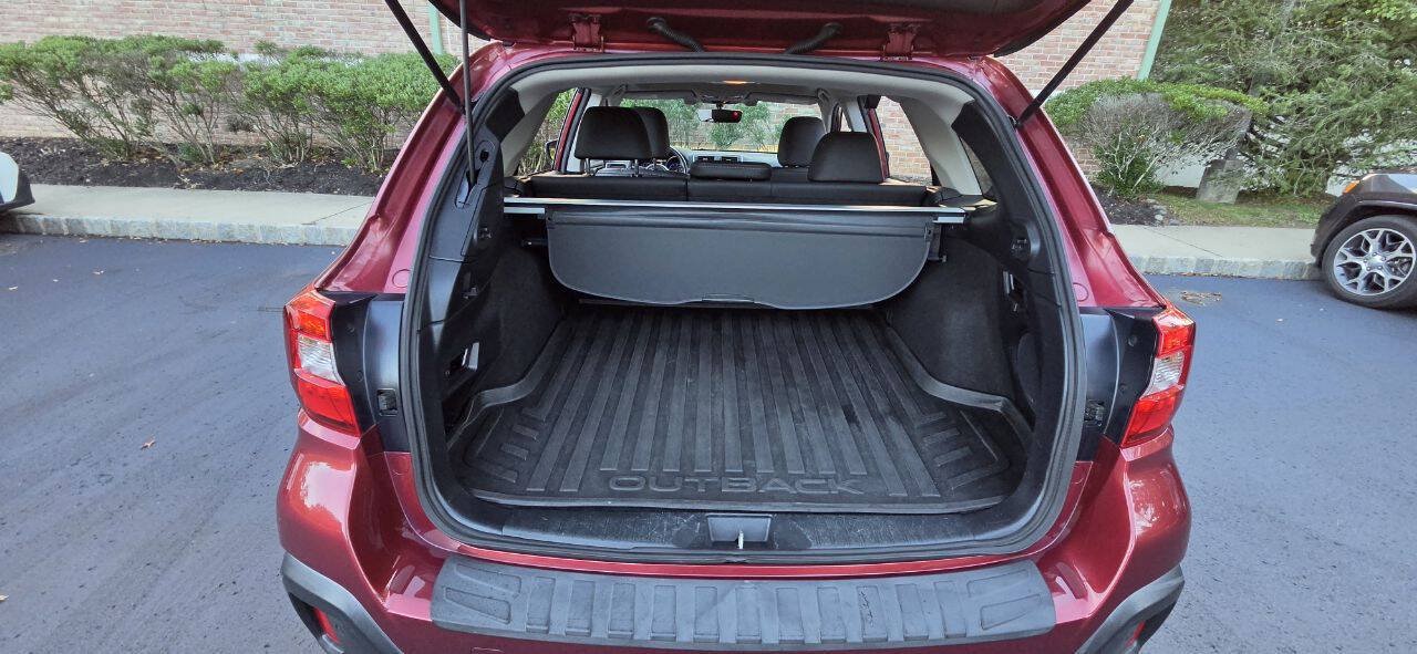 Used 2019 Subaru Outback 2.5i Limited AWD/4WD image 17