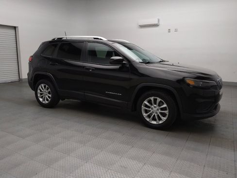Used 2020 Jeep Cherokee Latitude image 11