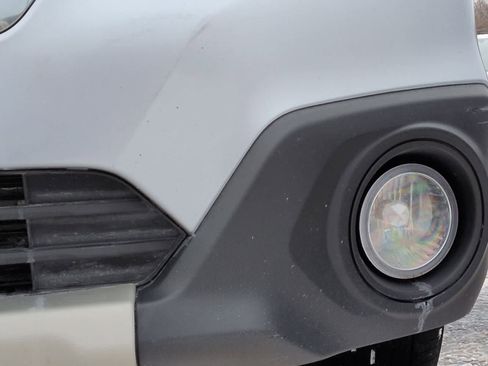 Used 2017 Subaru Outback 2.5i Limited image 11