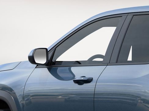 New 2026 Chevrolet Equinox LT image 12