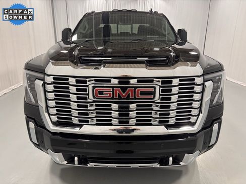 Used 2024 GMC Sierra 2500 Denali w/ Denali Reserve Package image 3