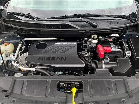 Used 2025 Nissan Rogue SV AWD/4WD image 29