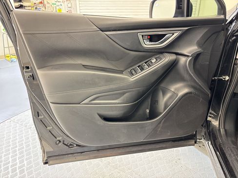 Used 2019 Subaru Forester Limited w/ Popular Package #3 image 5