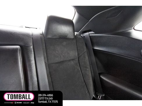 Used 2022 Dodge Challenger R/T w/ Plus Package image 12