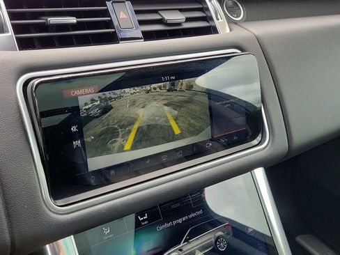 Used 2021 Land Rover Range Rover Sport HSE Silver Edition image 31