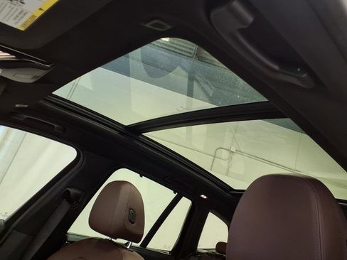 Used 2019 BMW X3 M40i w/ Premium Package image 12