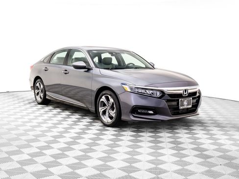 Used 2020 Honda Accord EX image 7
